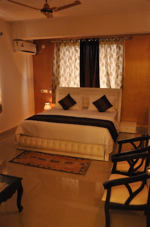 Hotel Dewa Goa Dabolim Extérieur photo